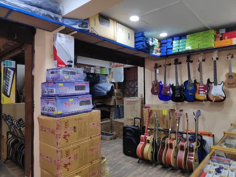 Ratna Music: पोर्टफोलियो फोटो 3