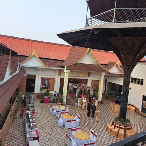 Royal Thai Hospitality: Portfolio photo 5