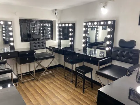 Makeup Durbar: Portfolio photo 3